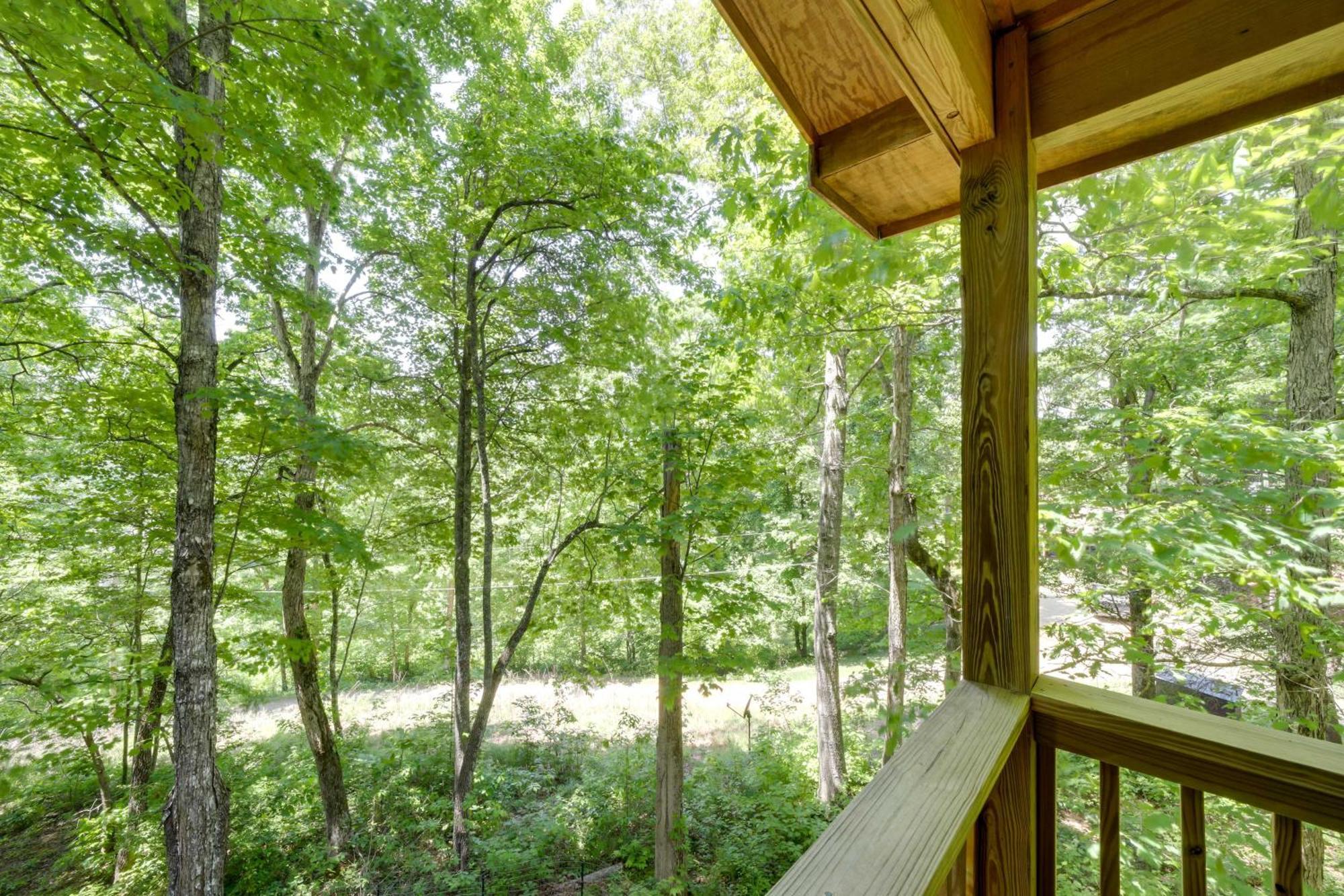 Cozy Whittier Cabin And Yard And Hot Tub, Pets Welcome Buitenkant foto